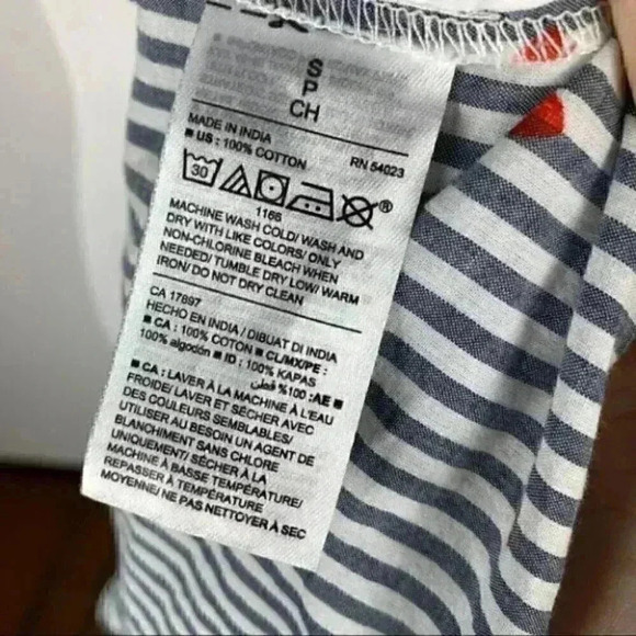 Old navy top sz SP Striped heart print button down - Picture 8 of 9